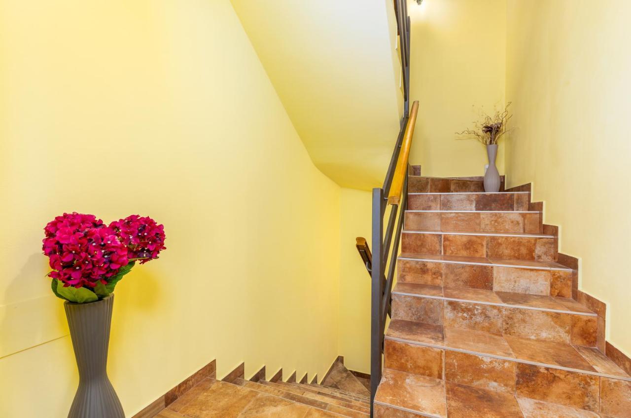 Apartmani Monte Пула Екстер'єр фото
