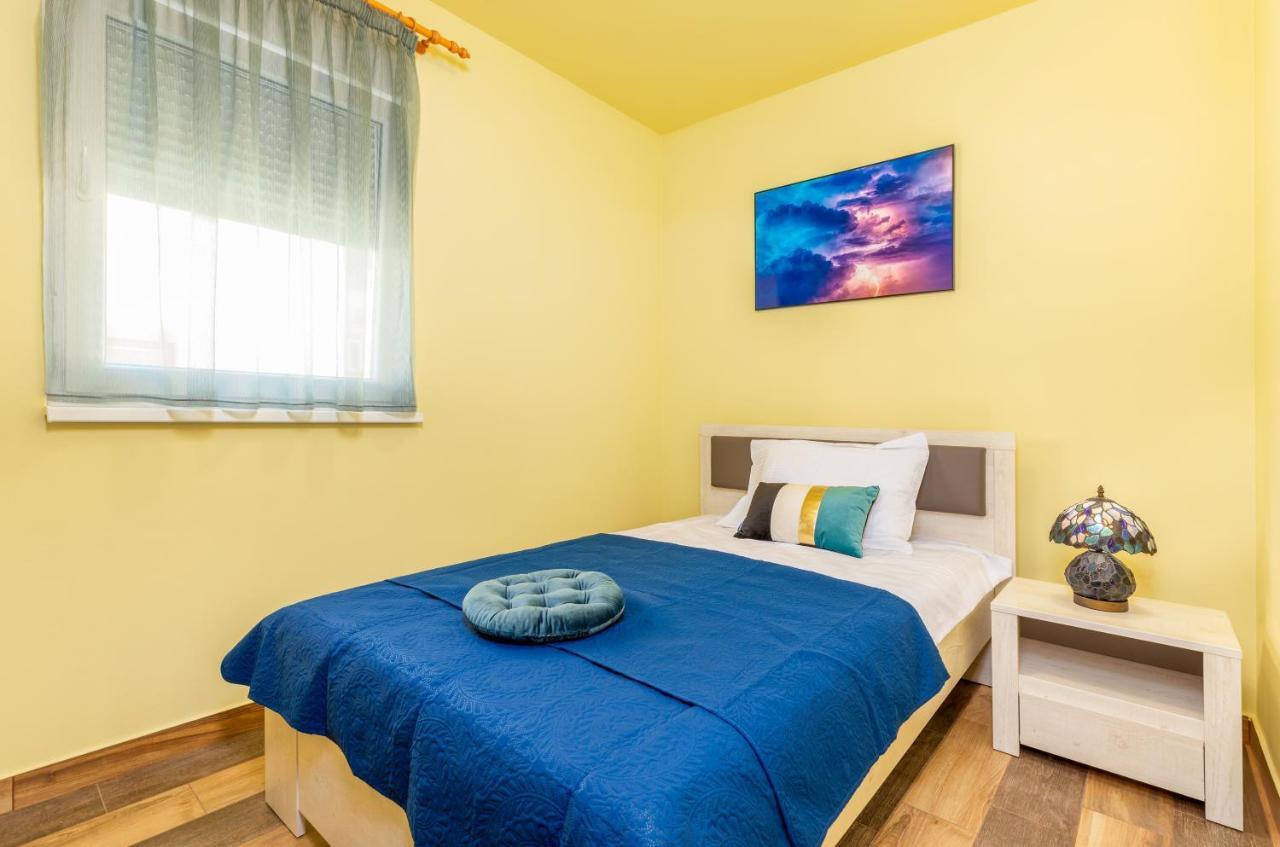 Apartmani Monte Пула Екстер'єр фото