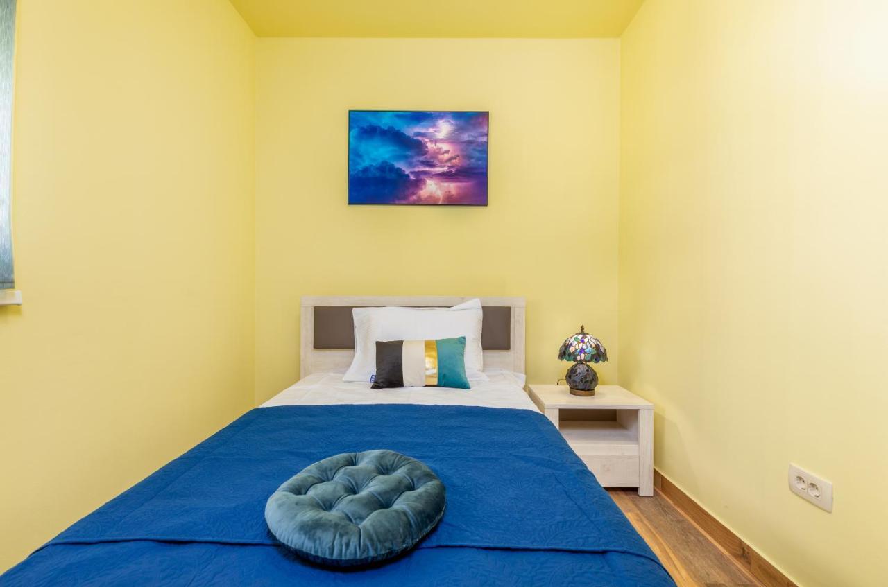 Apartmani Monte Пула Екстер'єр фото